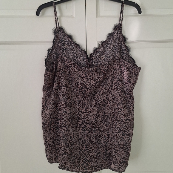 Maurices animal print top with lace trim - Picture 3 of 5